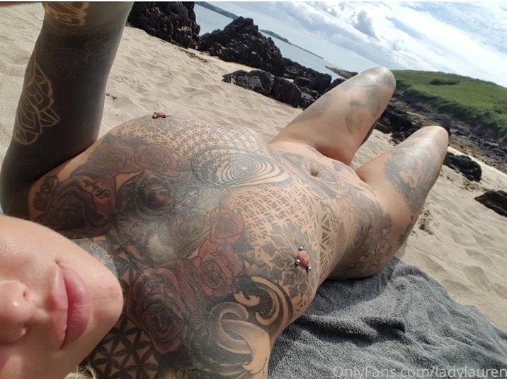 Lauren Brock 06